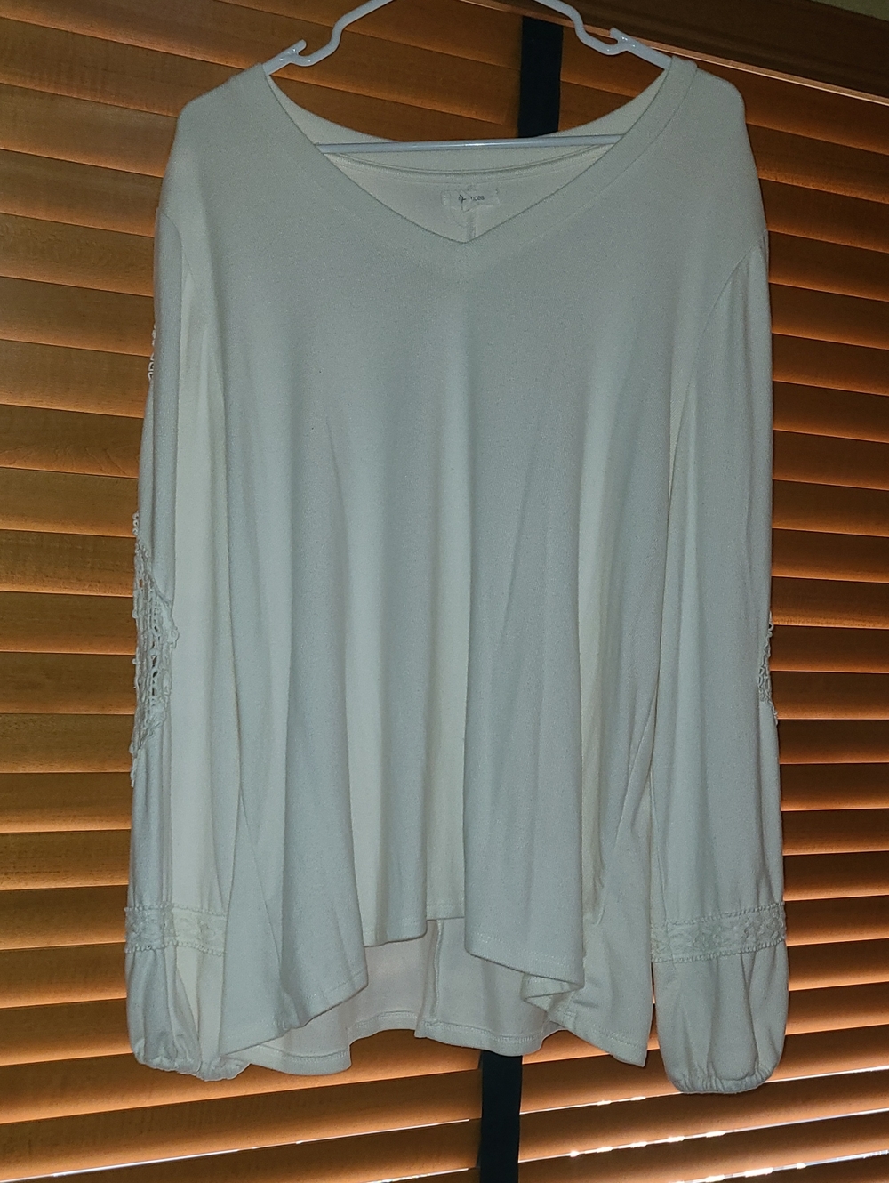 Maurices Cream V-Neck Long Sleeve Top with Lace Trim